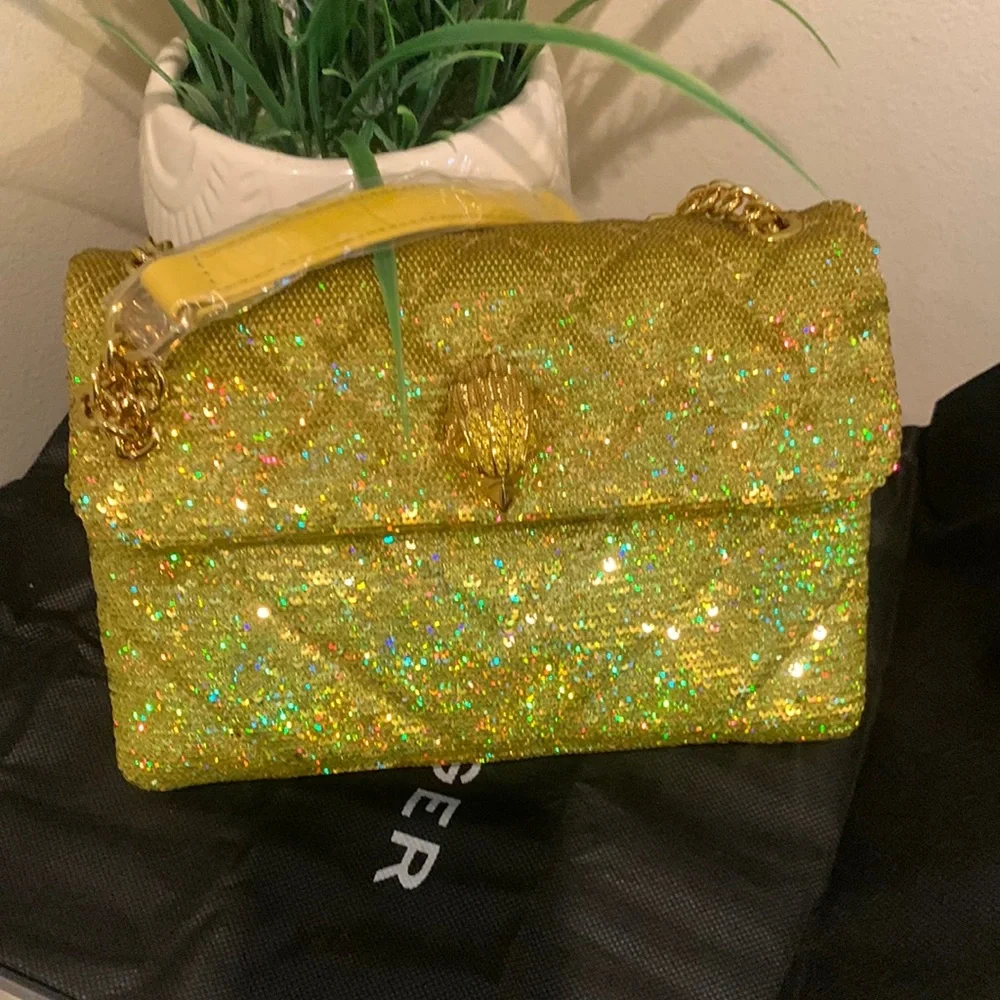 KURT GEIGER LONDON KENSINGTON SEQUINS CROSSBODY - Picture 2 of 16